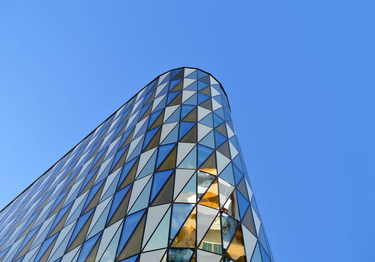 PG电子登陆-18岁雷吉亚尼打入处子球,多特2-0领先奥格斯堡